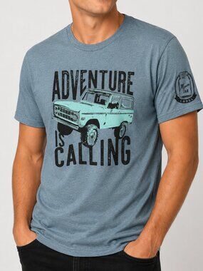 Mason Jar Adventure Is Calling Graphic Tee Medium NWOT's  Unisex